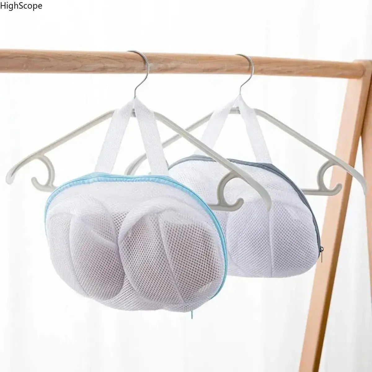 Mesh Bra Laundry Bag - Breathable Mesh, Zip Closure Laundry Accessory, Anti-Deformation Protective Bag for Machine-Washed Delicates (Sports & Outdoor Leisure Equipment)